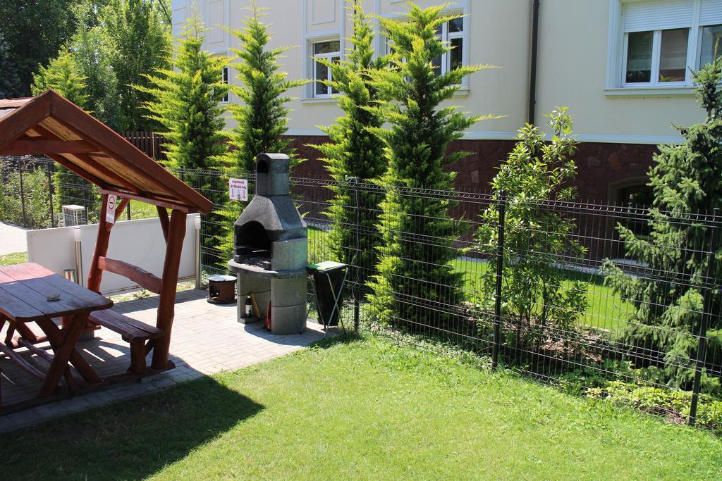 Bamboo Wellness Apartment Siófok Zewnętrze zdjęcie