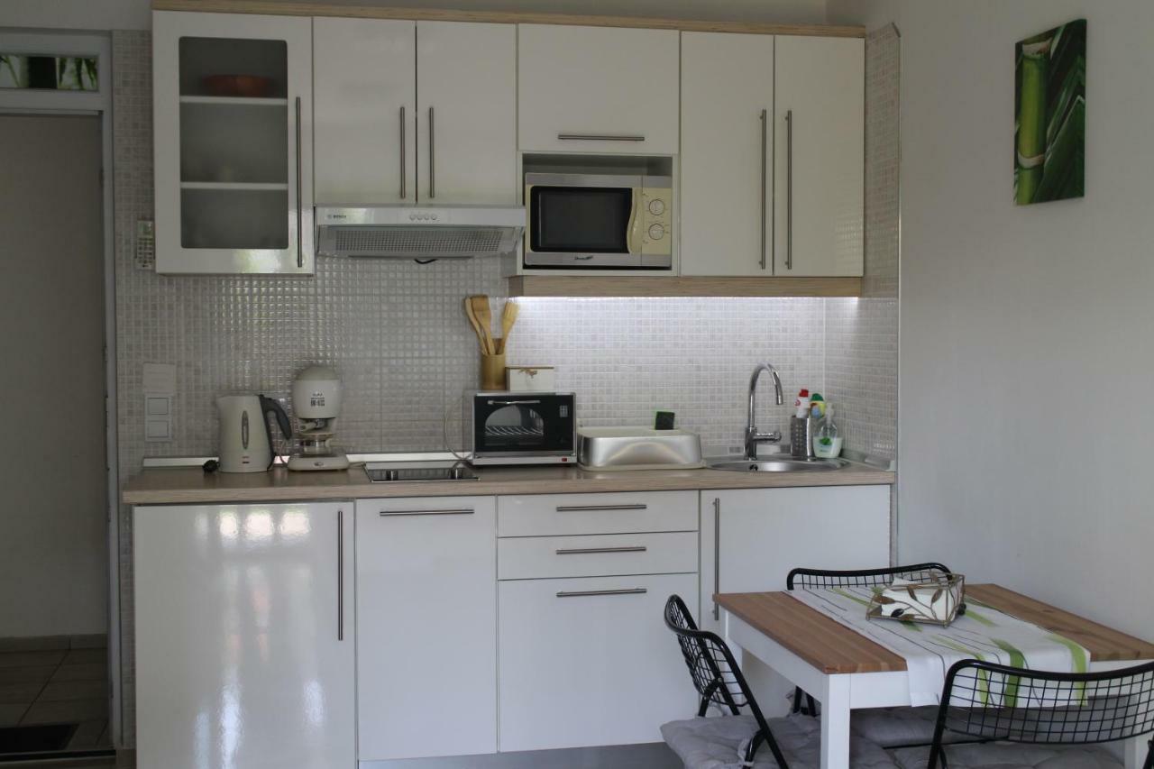 Bamboo Wellness Apartment Siófok Zewnętrze zdjęcie