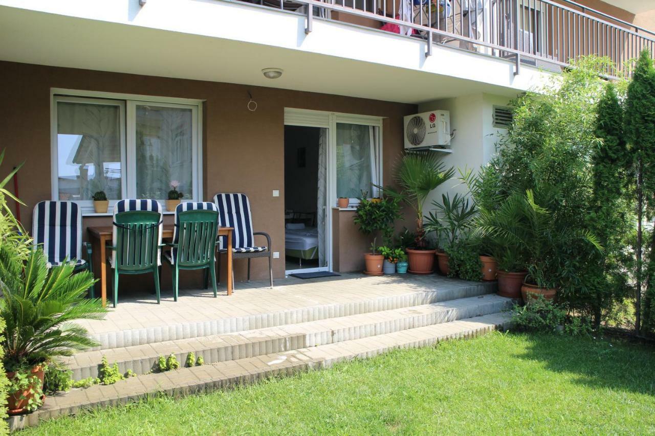 Bamboo Wellness Apartment Siófok Zewnętrze zdjęcie